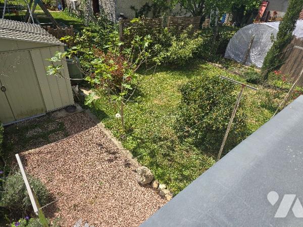 Maison élevée sur sous sol de 154 m² sur terrain de 229 m².