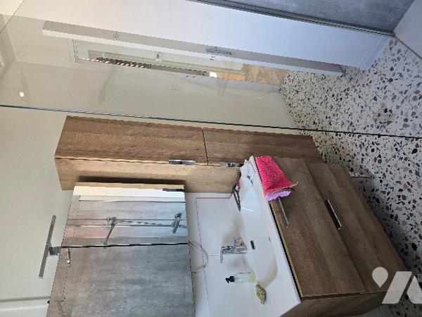 Maison élevée sur sous sol de 154 m² sur terrain de 229 m².