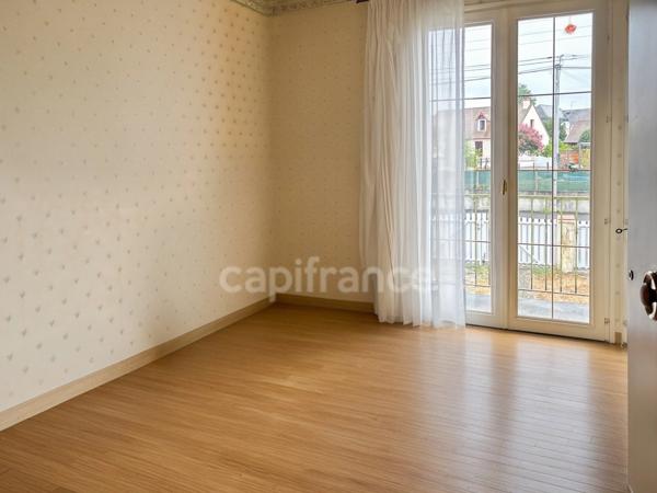 Maison à vendre vieux bourg ALLONNES (72) maison sur sous sol 3 chambres