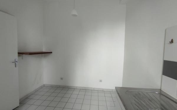 Appartement à louer    1 pièce •  Meaux