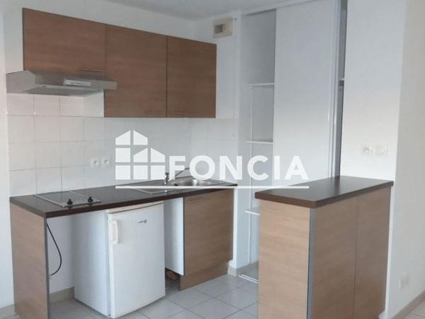 Location Appartement 2 pièces 31.4 m² - 76 BOULEVARD DE SOUVILLE Carpentras 84200