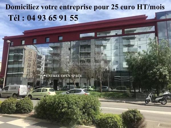 Location Bureau 1 pièces 14 m2 à Antibes