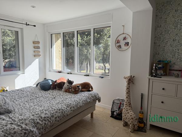 Maison  Uchaux (84100)