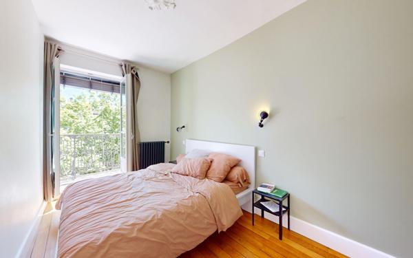 Appartement à vendre    3 pièces • 69,15 m2 Lyon 4