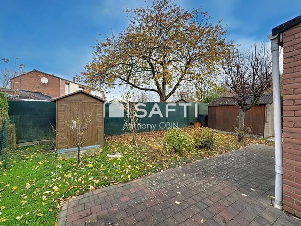 Maison semi individuelle, 3 chambres, 1 bureau, garage, jardin