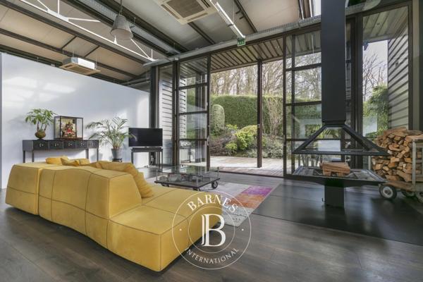 Rueil-Malmaison, Maison 7 Chambres -  896 m² à vendre