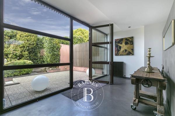 Rueil-Malmaison, Maison 7 Chambres -  896 m² à vendre