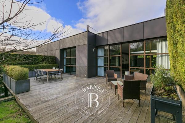 Rueil-Malmaison, Maison 7 Chambres -  896 m² à vendre