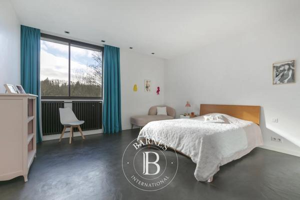 Rueil-Malmaison, Maison 7 Chambres -  896 m² à vendre