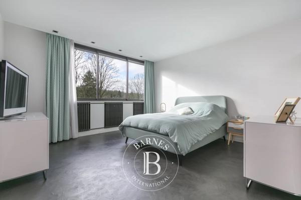 Rueil-Malmaison, Maison 7 Chambres -  896 m² à vendre