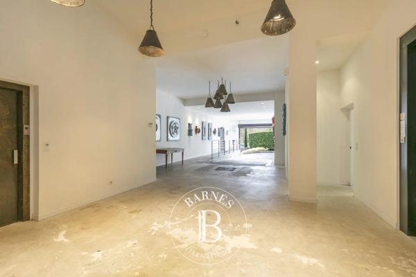 Rueil-Malmaison, Maison 7 Chambres -  896 m² à vendre