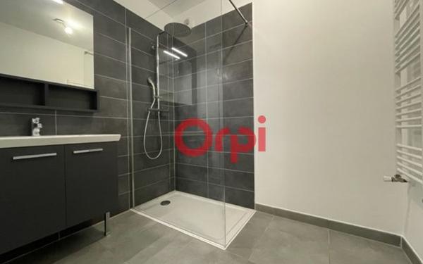 Appartement à louer    2 pièces • 38,51 m2 Saint-Julien-en-Genevois