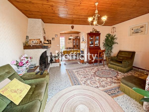 Maison
         4 pièces
        - 76 m² Exclusivité 212 000 € *