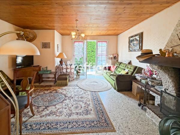 Maison
         4 pièces
        - 76 m² Exclusivité 212 000 € *