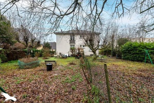 Immeuble à vendre |  Trélissac |  8 pièces | 240 m²