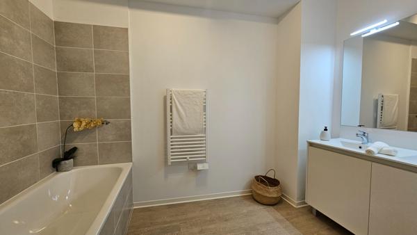 Appartement duplex Nimes 4 pièce(s) 73.51 m2