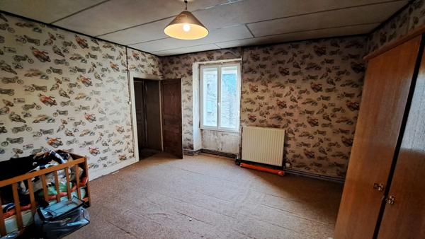 Maison à vendre 5 pièces COMBEAUFONTAINE (70)