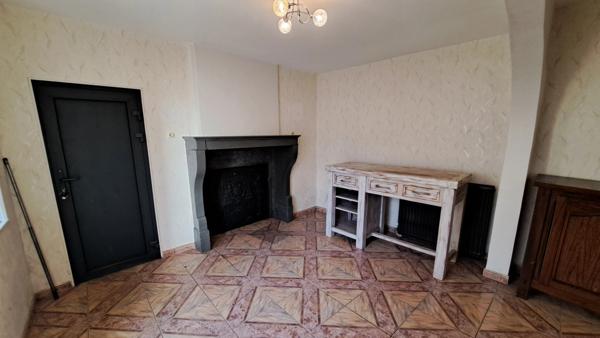 Maison à vendre 5 pièces COMBEAUFONTAINE (70)