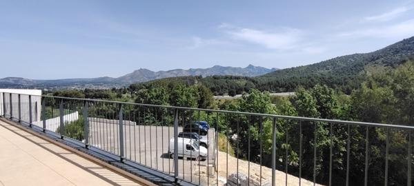 Aubagne (13400) Maison neuve 2024 – Piscine+pool house – Garage 80 m² – Les Fenestrelles, Aubagne