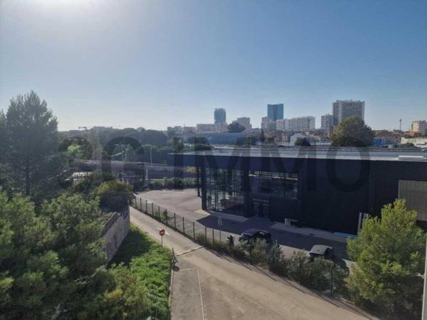 Location / Bureaux à Marseille (13001)