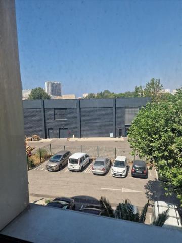 Location / Bureaux à Marseille (13001)