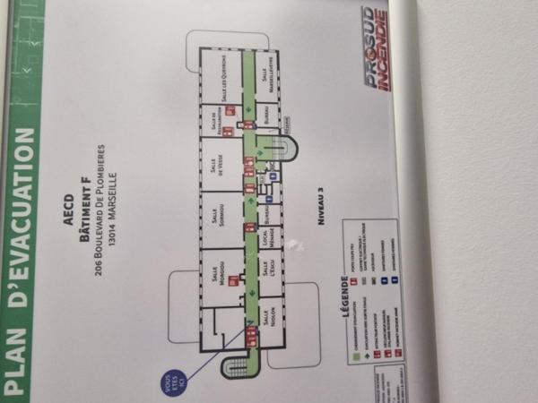 Location / Bureaux à Marseille (13001)