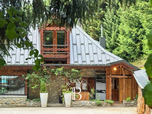 Chambéry, Propriété 3 Chambres -  193 m² à vendre