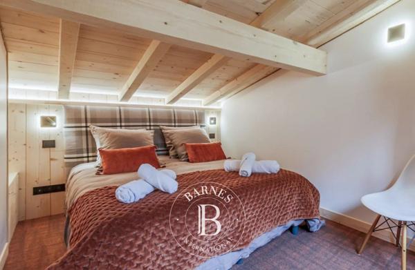 Chambéry, Propriété 3 Chambres -  193 m² à vendre