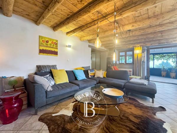 Chambéry, Propriété 3 Chambres -  193 m² à vendre