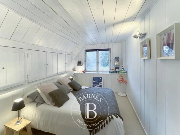 Chambéry, Propriété 3 Chambres -  193 m² à vendre