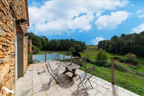 Maison à vendre |  Puy-l'Évêque |  6 pièces | 225 m²