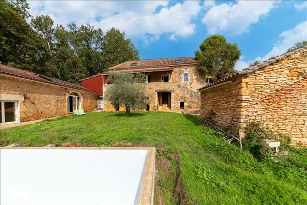 Maison à vendre |  Puy-l'Évêque |  6 pièces | 225 m²