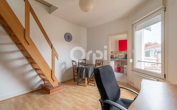Appartement à vendre    3 pièces • 44 m2 Reims