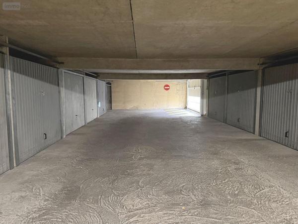 Garage - Parking à vendre à Rennes en Ille-et-Vilaine (35000), ref : 104
