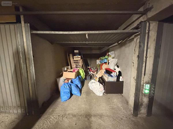 Garage - Parking à vendre à Rennes en Ille-et-Vilaine (35000), ref : 104