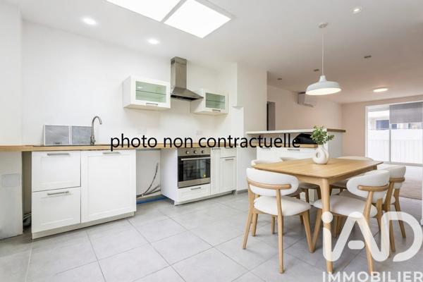 Appartement à vendre 4 pièces 82 m² Villeneuve-lès-Avignon