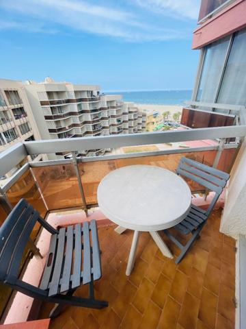 CANET EN ROUSSILLON - STUDIO MEUBLE DE 21M² AVEC BALCON VUE MER