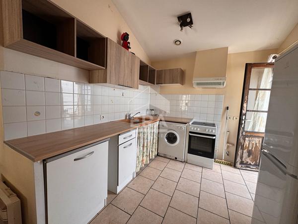 Ensemble de deux logements à BOURG