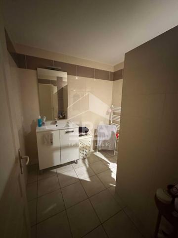 Ensemble de deux logements à BOURG