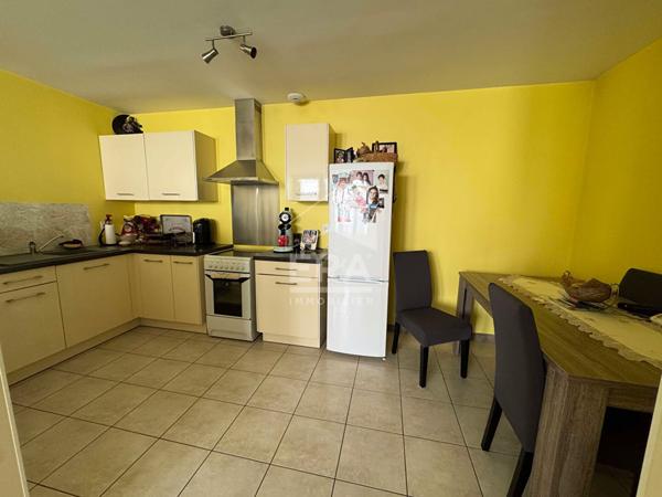 Ensemble de deux logements à BOURG