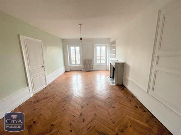 Appartement à louer 3 pièces 120m² Clermont-Ferrand (63000)