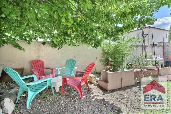 Maison de maître 5 pièces à vendre à Monteux - 3 chambres - 1 bureau - Jardin