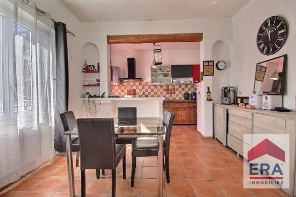 Maison de maître 5 pièces à vendre à Monteux - 3 chambres - 1 bureau - Jardin