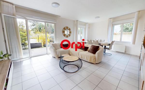 Appartement à vendre    4 pièces • 83,40 m2 Vaulx-en-Velin