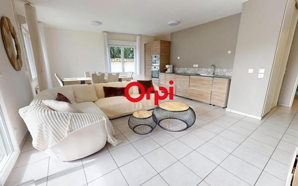 Appartement à vendre    4 pièces • 83,40 m2 Vaulx-en-Velin