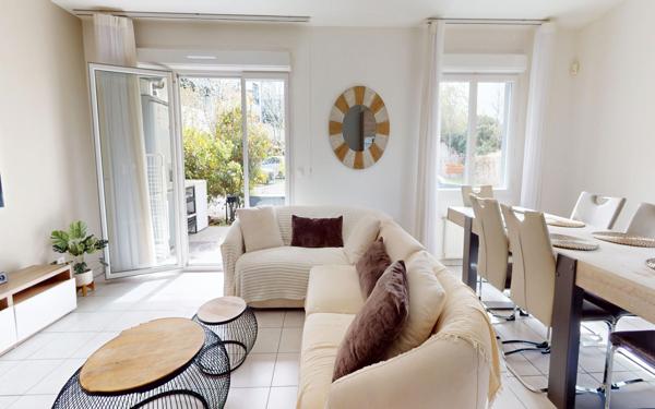 Appartement à vendre    4 pièces • 83,40 m2 Vaulx-en-Velin