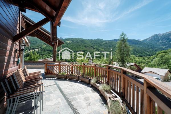T6 de 140 m2 avec terrasse de 70 m2 et garage