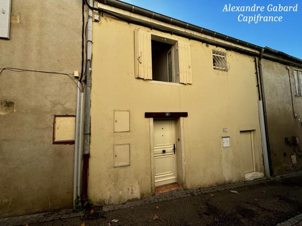 LA REOLE CENTRE VILLE - Maison en pierres avec balcon