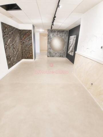 Commerce à vendre 5 pièces de 177 m²