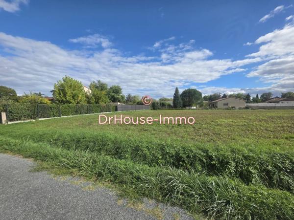 Terrain à vendre de 927 m²